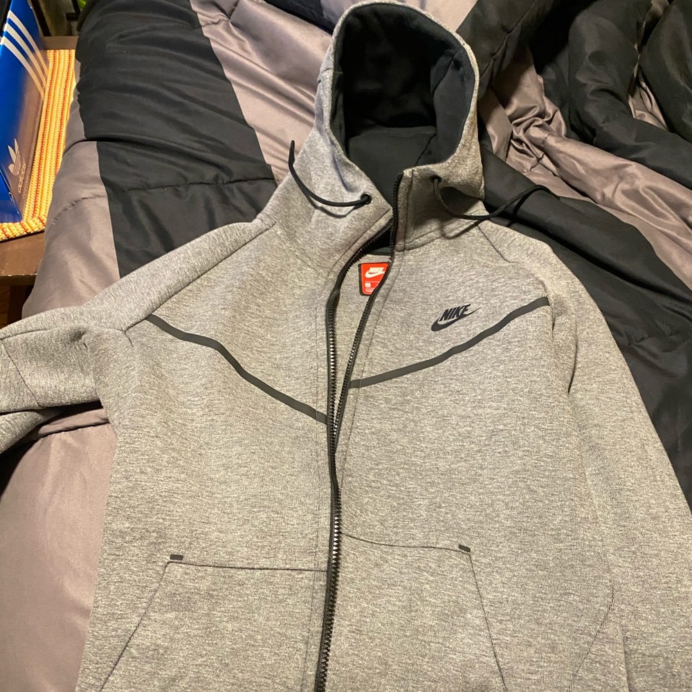 Nike sports fleece